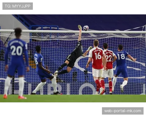 草根联动：英超“英超之星”项目资助千所中小学开展女子足球课程。